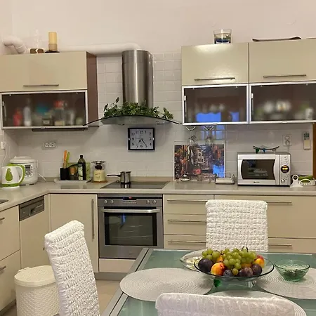 Lena's House * Kriopigi