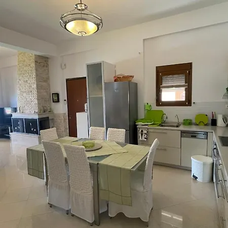 Lena's House Feriehus