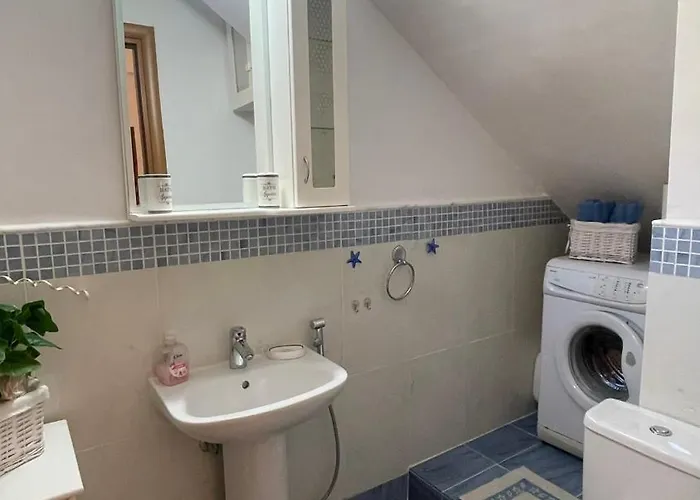 Lena's House Tatil Evi